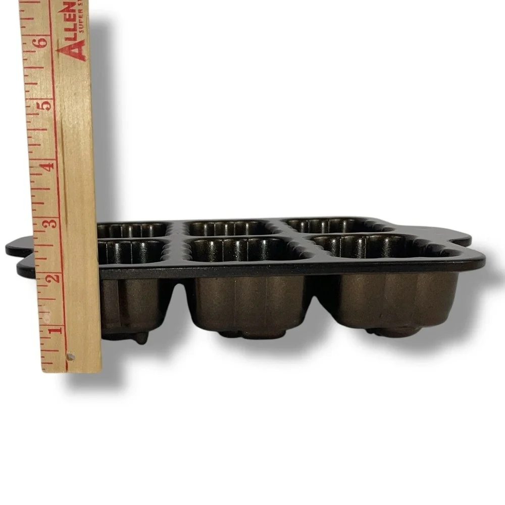 Williams Sonoma Nordic Ware Fall Harvest Loaf Pan Bronze 6 Cavity Cast Aluminum